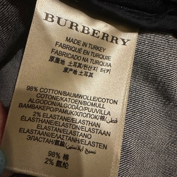 Burberry blue wash Denim Jacket size 12 runs small - Picture 10 of 11